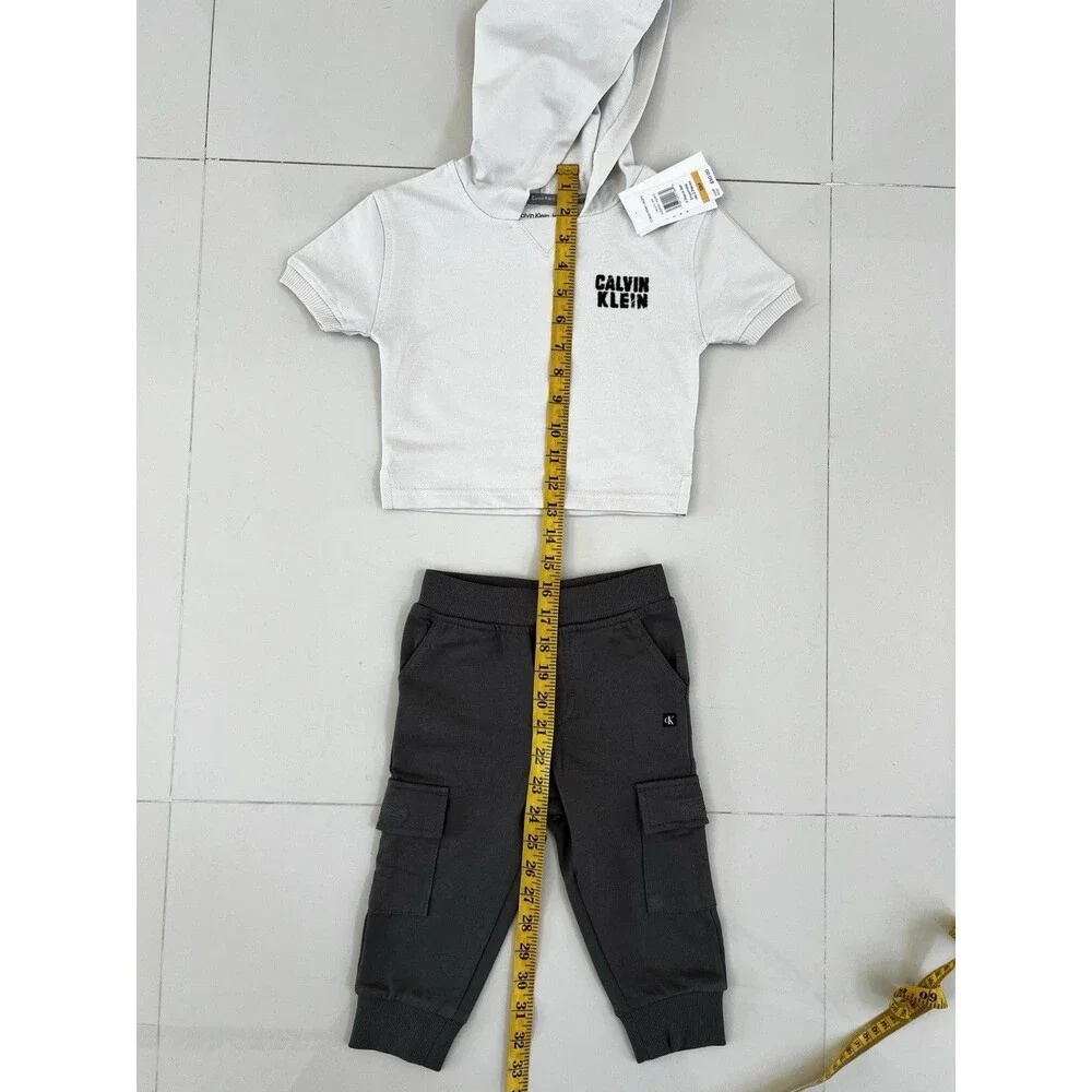 $50 Calvin Klein Jeans Baby Boy Sweatshirt & Cargo Jogger 2 Piece Outfit Set 12m